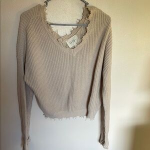Jessica Simpson Cream Cropped Sweater size Large Cute Patterning & Small Tassels